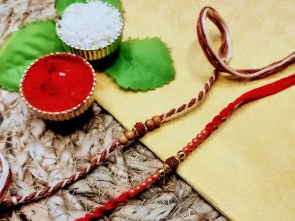 Thoughtful Presents: Send Rakhi Gifts to Chandigarh