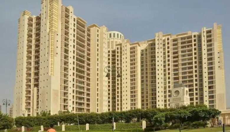 DLF Summit: Luxury Apartments on Golf Course Road